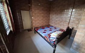 Surendra Niwas Kamakhya Lodge